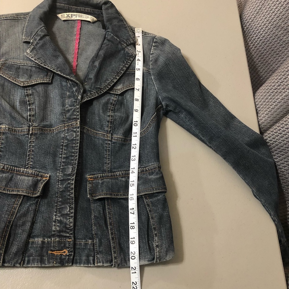 Express Button Down Denim Jacket Sz M - image 8